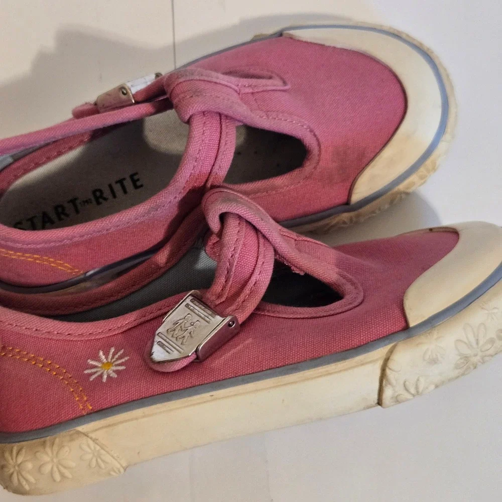 Start-Rite Girls Pink Canvas Mary Jane T-Bar Daisy Embroidered Size UK7/US 8C